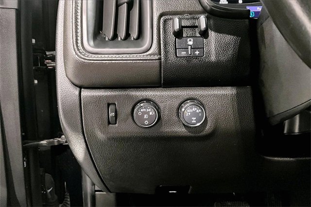 Used 2022 GMC Canyon Denali image 39