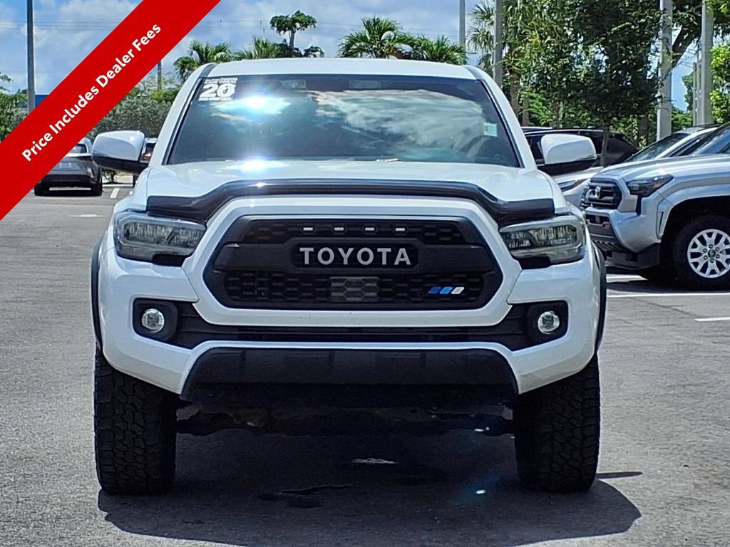 Used 2020 Toyota Tacoma TRD Off-Road w/ Technology Package AWD/4WD image 3