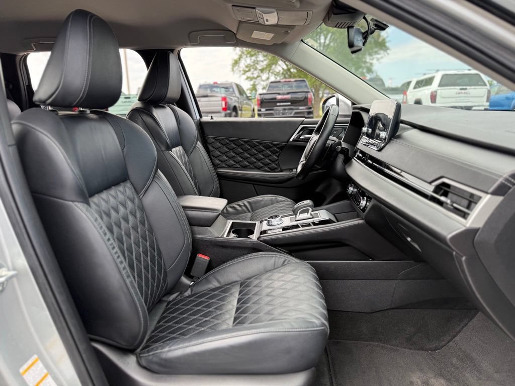Used 2022 Mitsubishi Outlander SEL AWD/4WD image 15