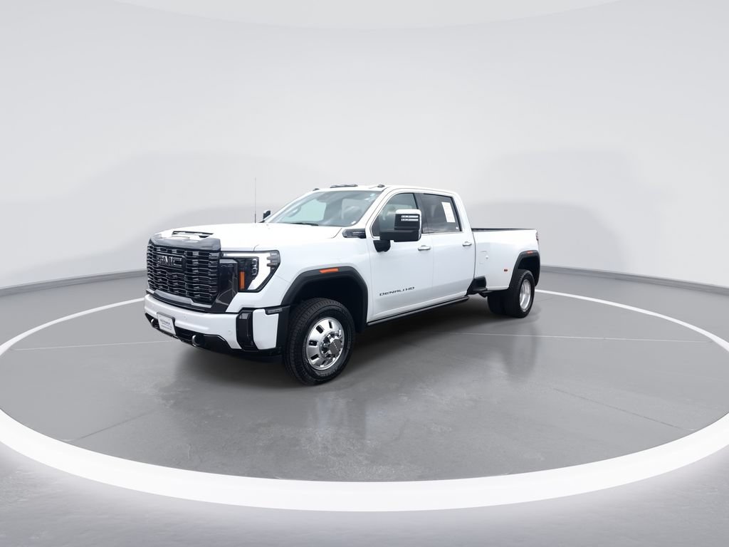 Used 2024 GMC Sierra 3500 Denali Ultimate AWD/4WD image 4