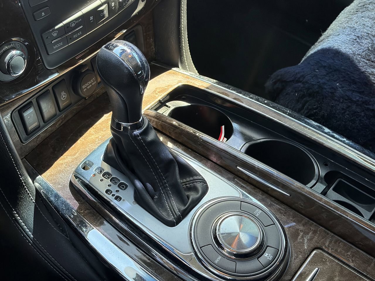Used 2016 INFINITI QX80 2WD image 10