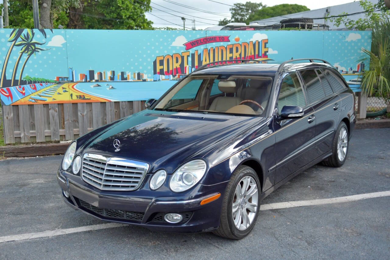 Used 2009 Mercedes-Benz E 350 4MATIC Wagon image 1