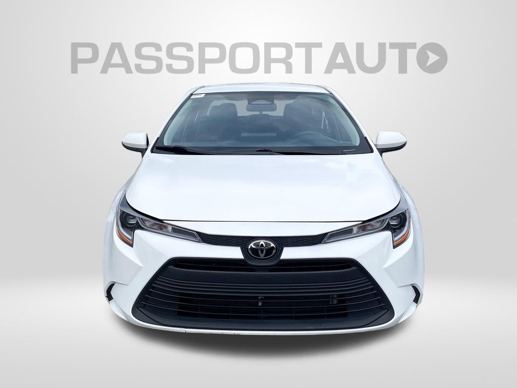 Used 2025 Toyota Corolla LE FWD image 12