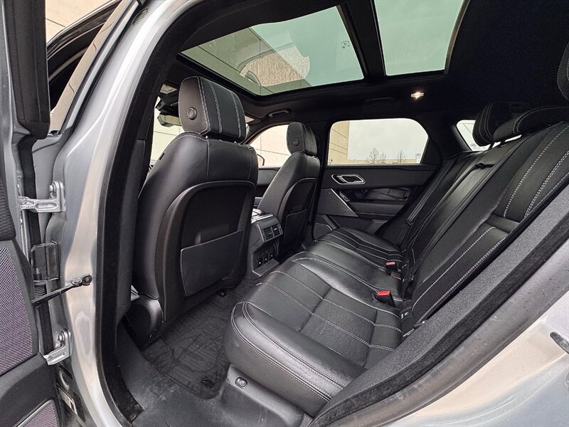 Used 2020 Land Rover Range Rover Velar S AWD/4WD image 23