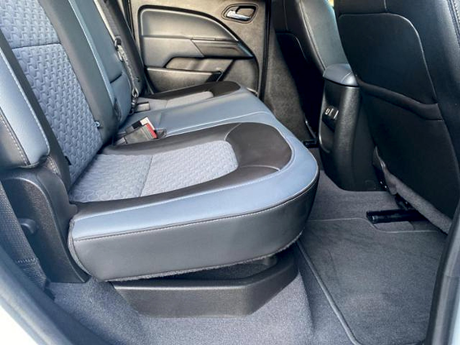 Used 2021 Chevrolet Colorado Z71 RWD image 23