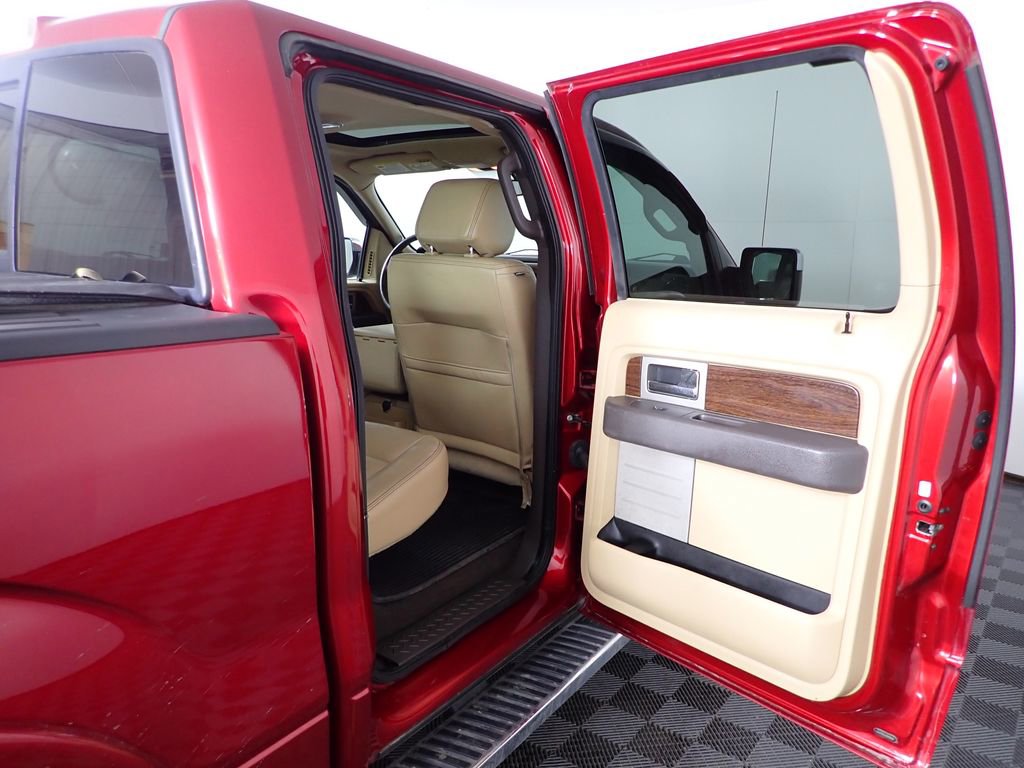 Used 2013 Ford F150 Lariat w/ Mid Equipment Group image 31