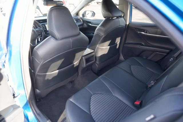 Used 2020 Toyota Camry SE image 12