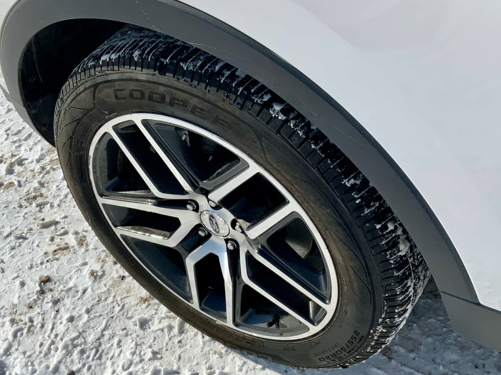 Used 2019 Ford Explorer Sport image 16