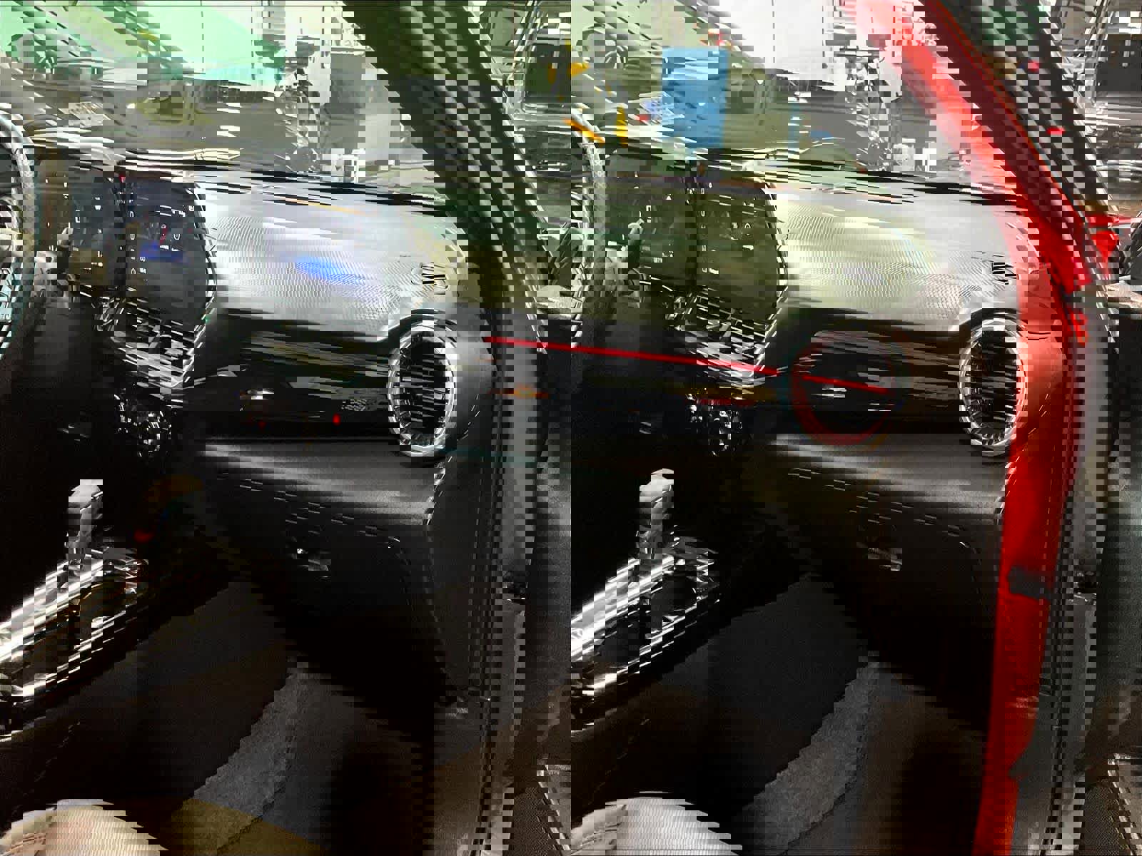 Used 2024 Chevrolet Trax RS w/ Driver Confidence Package FWD image 13