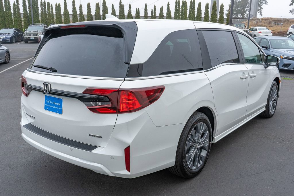 New 2026 Honda Odyssey Touring image 6