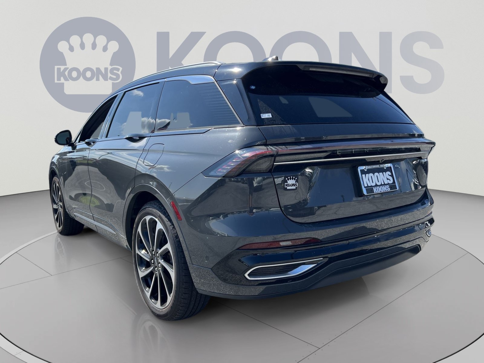 Used 2024 Lincoln Nautilus Black Label AWD/4WD image 4