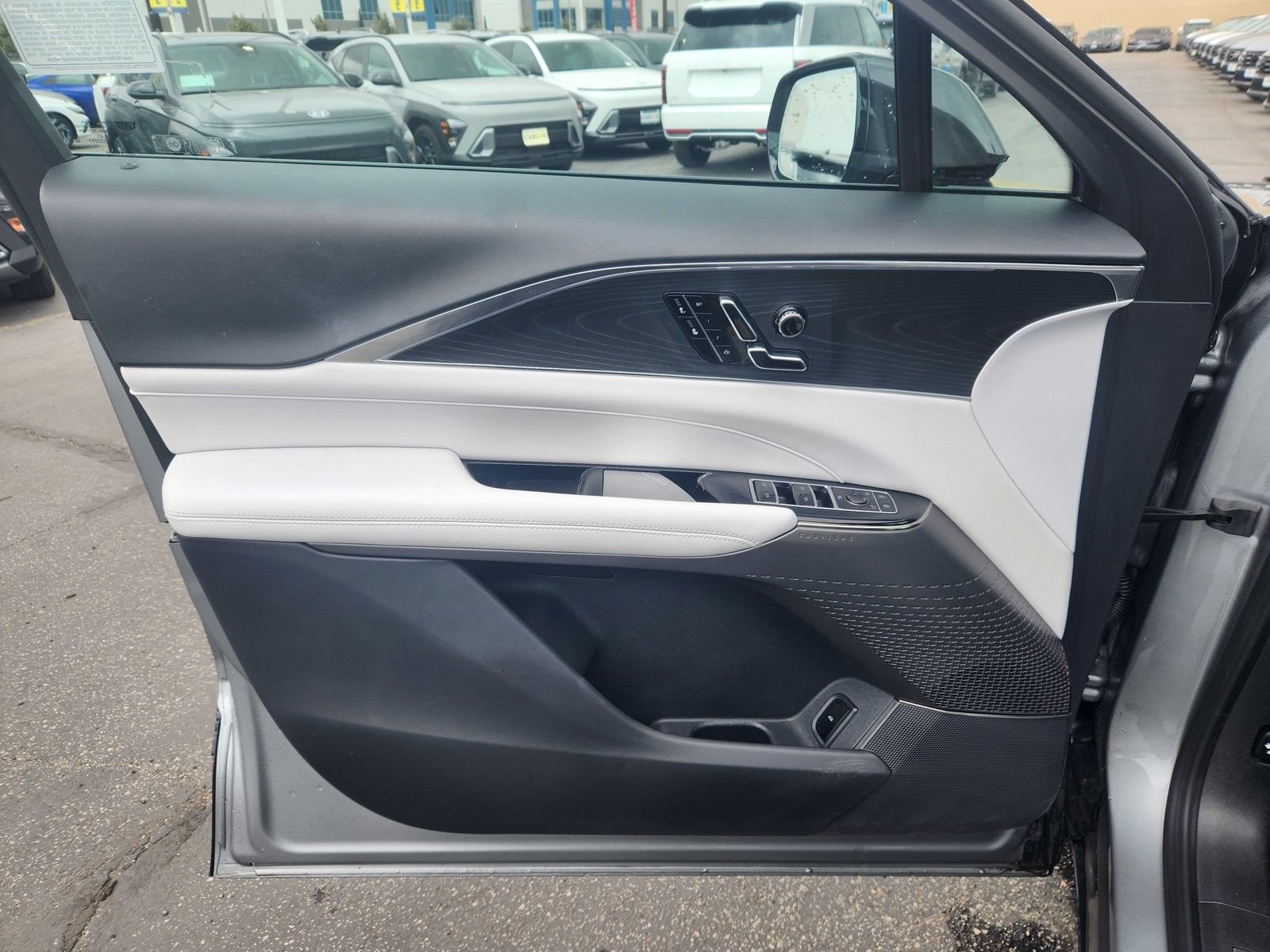 Used 2024 Cadillac Lyriq Sport AWD/4WD image 11