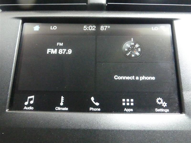 Used 2018 Ford Fusion SE w/ Fusion SE Technology Package FWD image 39