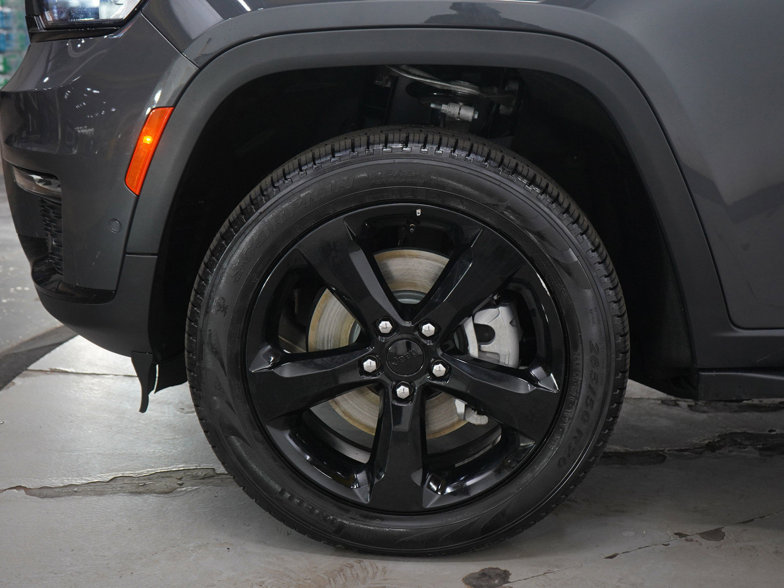 Used 2025 Jeep Grand Cherokee L Limited w/ Luxury Tech Group II AWD/4WD image 33