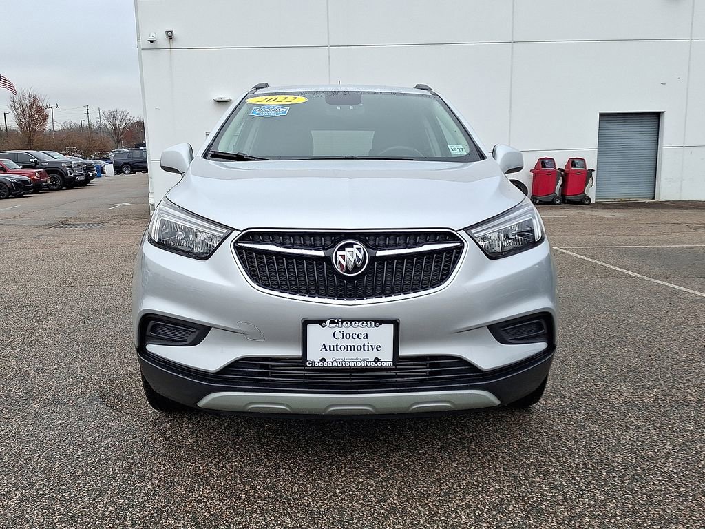 Used 2022 Buick Encore Preferred w/ Safety Package image 6