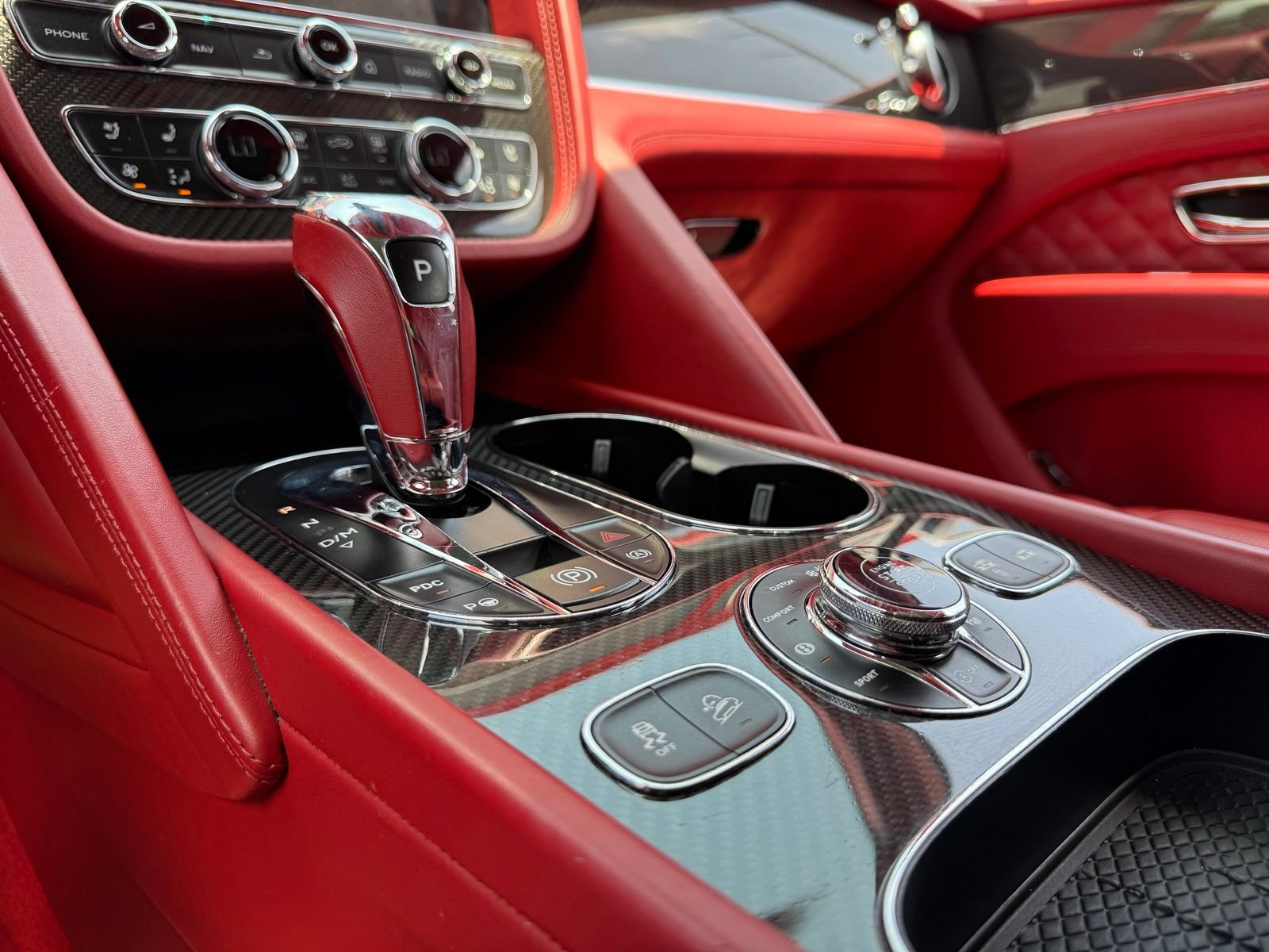 Used 2022 Bentley Bentayga Speed AWD/4WD image 49