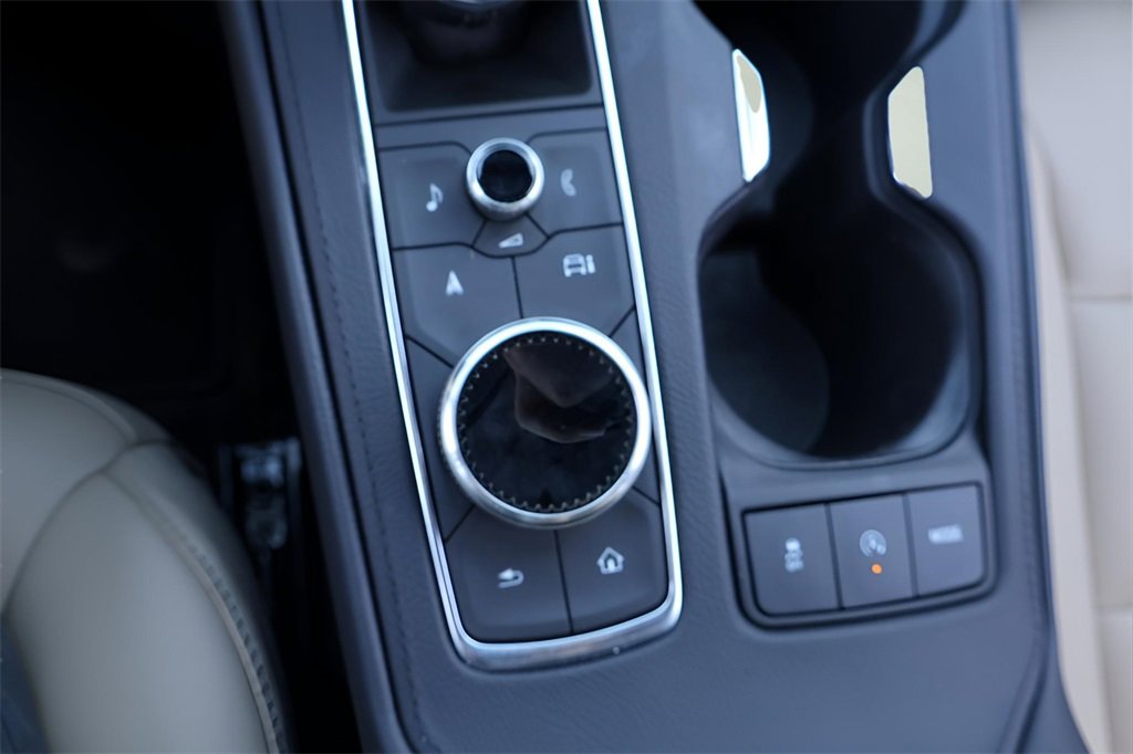 Certified 2024 Cadillac XT4 Luxury w/ Cold Weather Package image 20