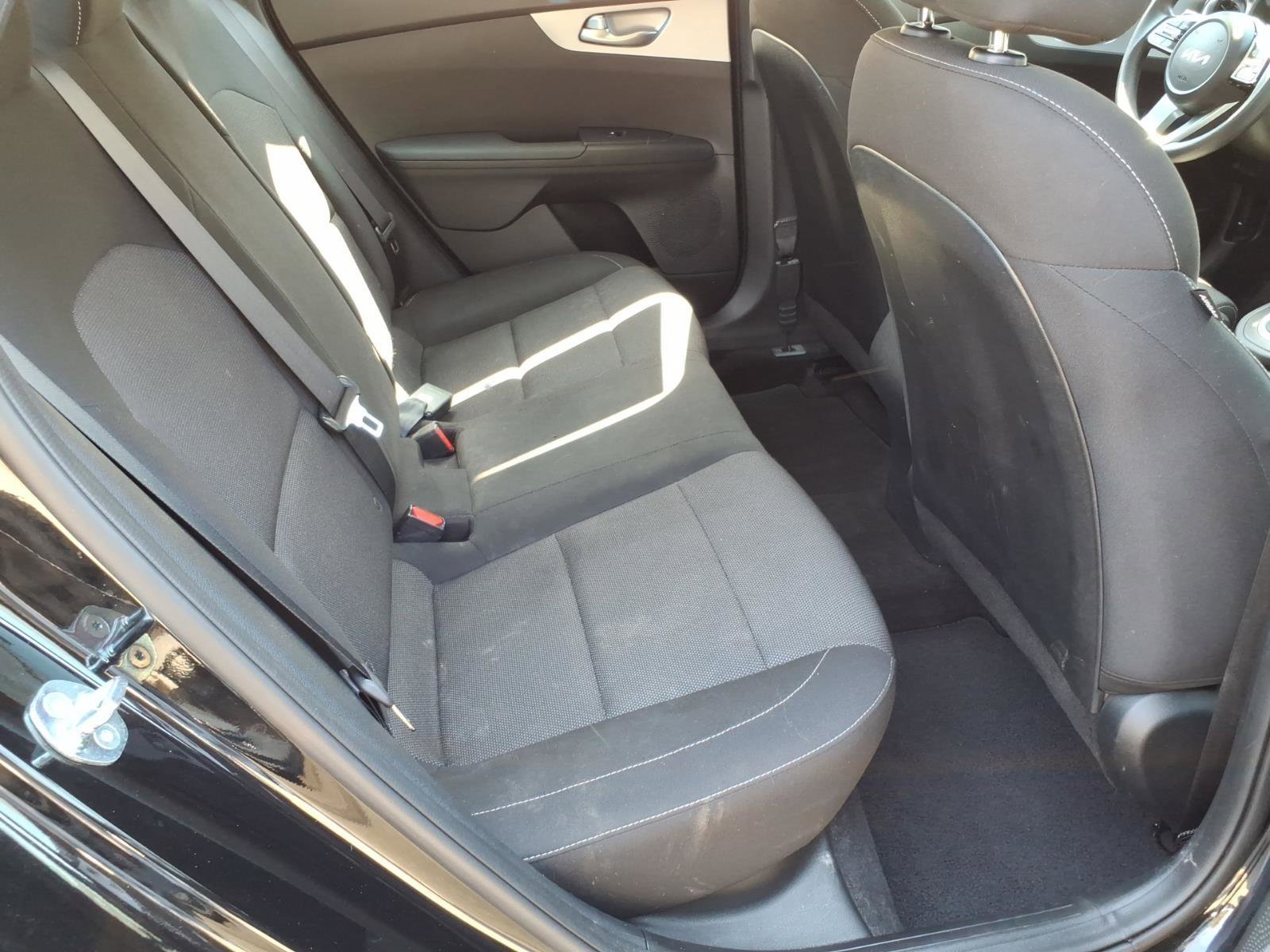 Used 2023 Kia Forte LXS w/ LXS Technology Package FWD image 7