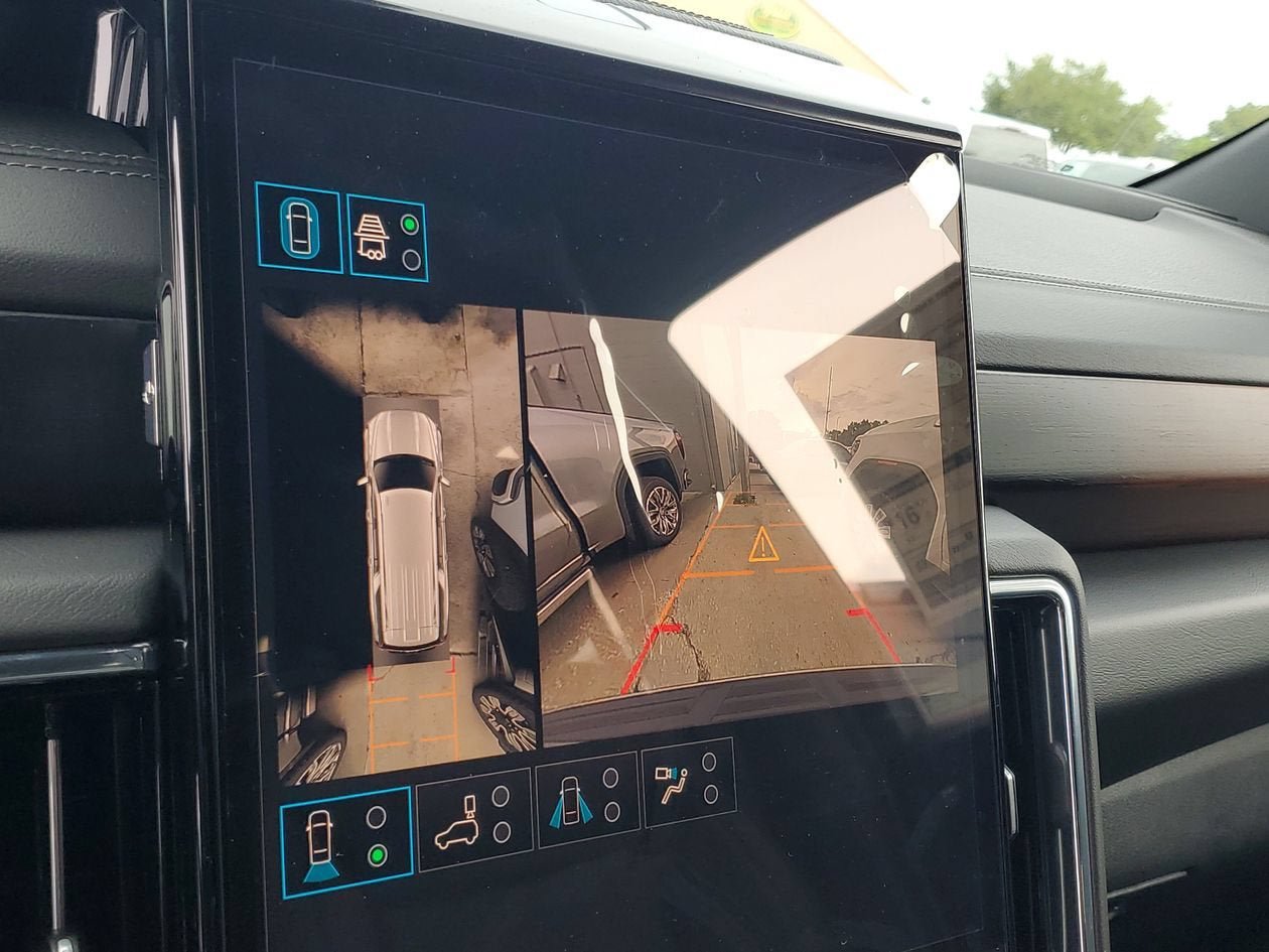 New 2026 GMC Yukon XL Denali RWD image 22