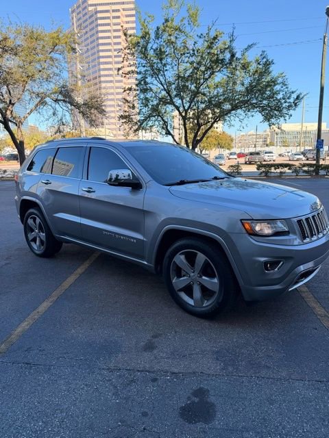 Used 2014 Jeep Grand Cherokee Overland w/ Advanced Technology Group image 2