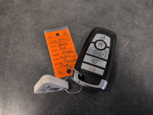 Certified 2020 Ford Escape Titanium AWD/4WD image 36