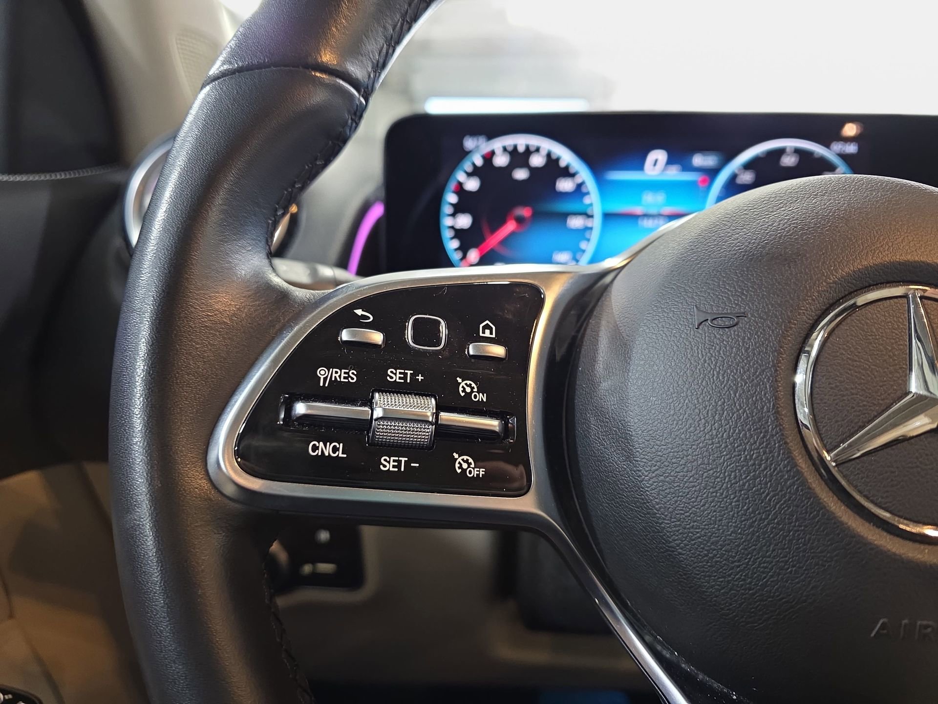 Certified 2023 Mercedes-Benz EQB 250+ image 17