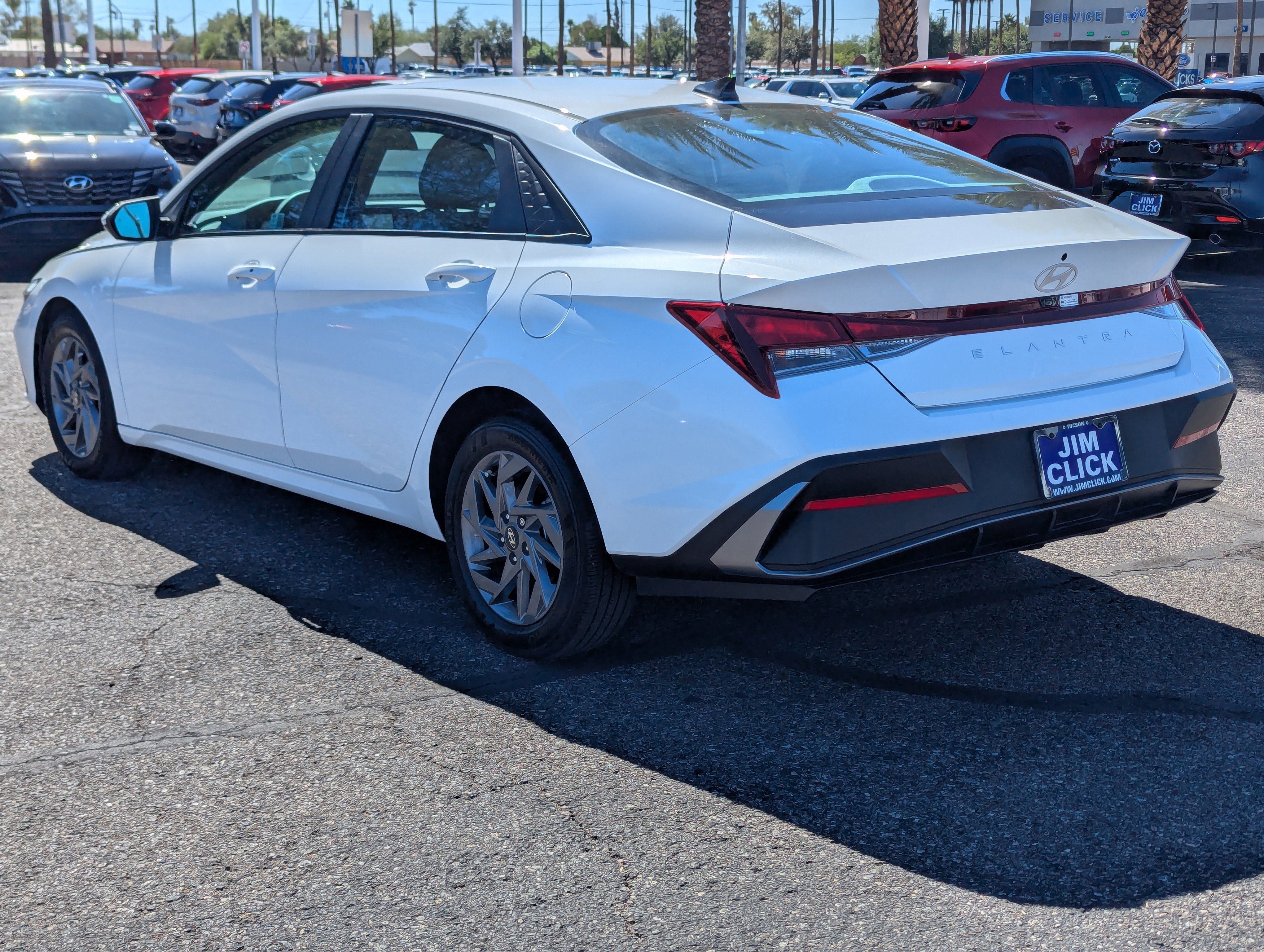 Certified 2024 Hyundai Elantra SEL image 4