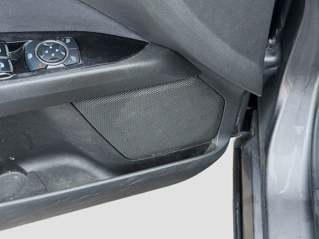 Used 2013 Ford Fusion SE FWD image 23