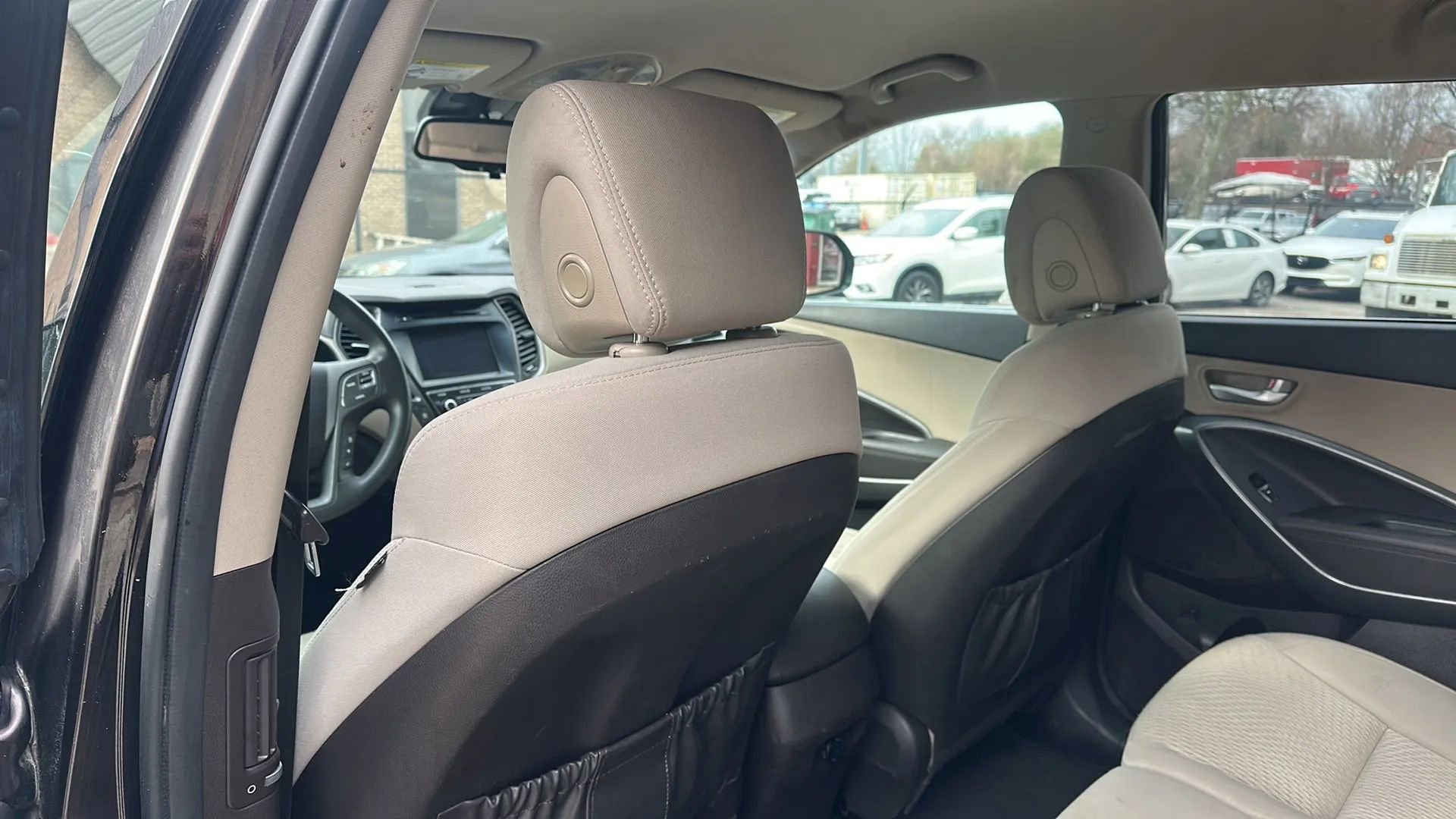 Used 2018 Hyundai Santa Fe SE image 14