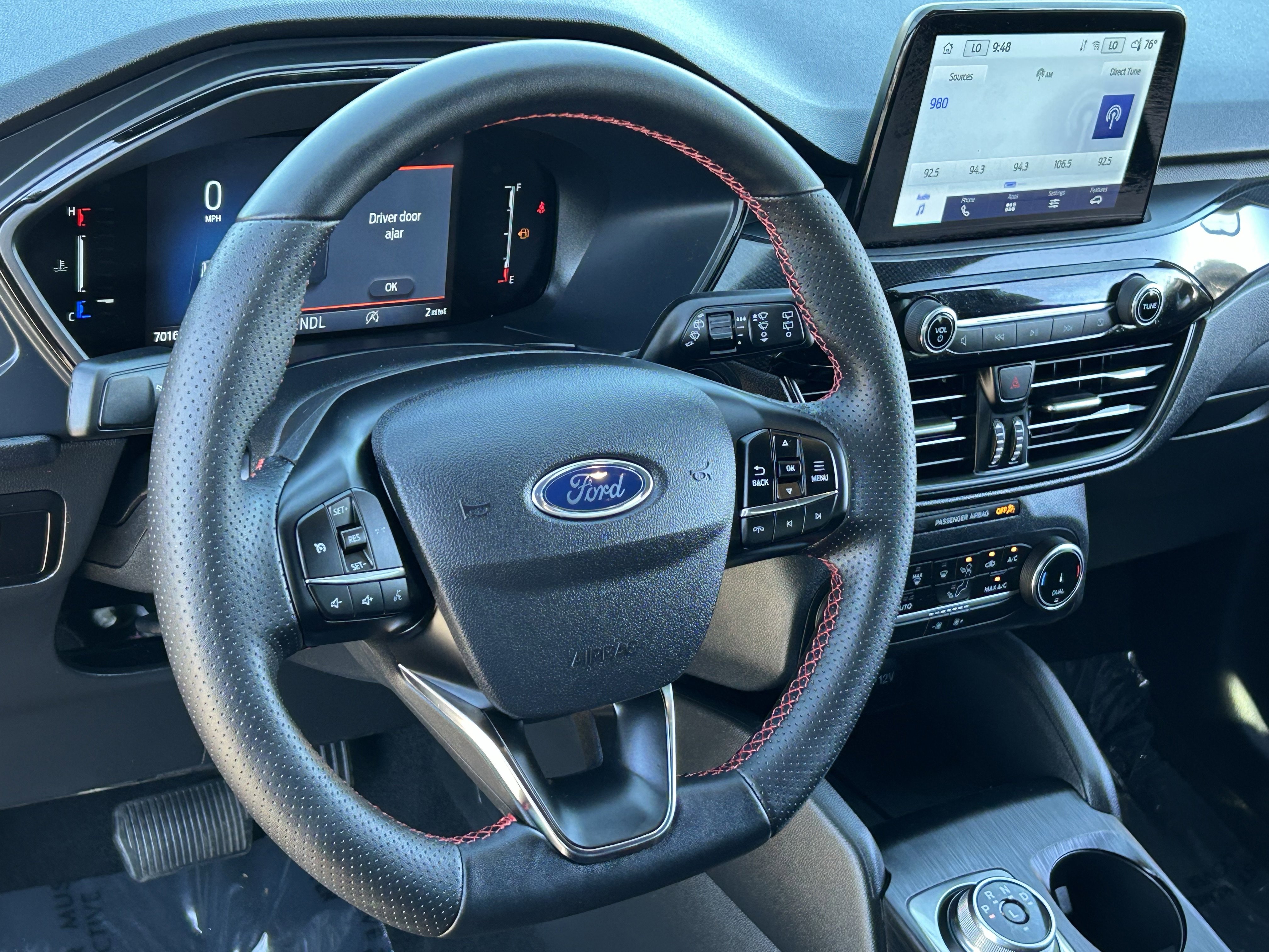 Used 2025 Ford Escape ST-Line image 22