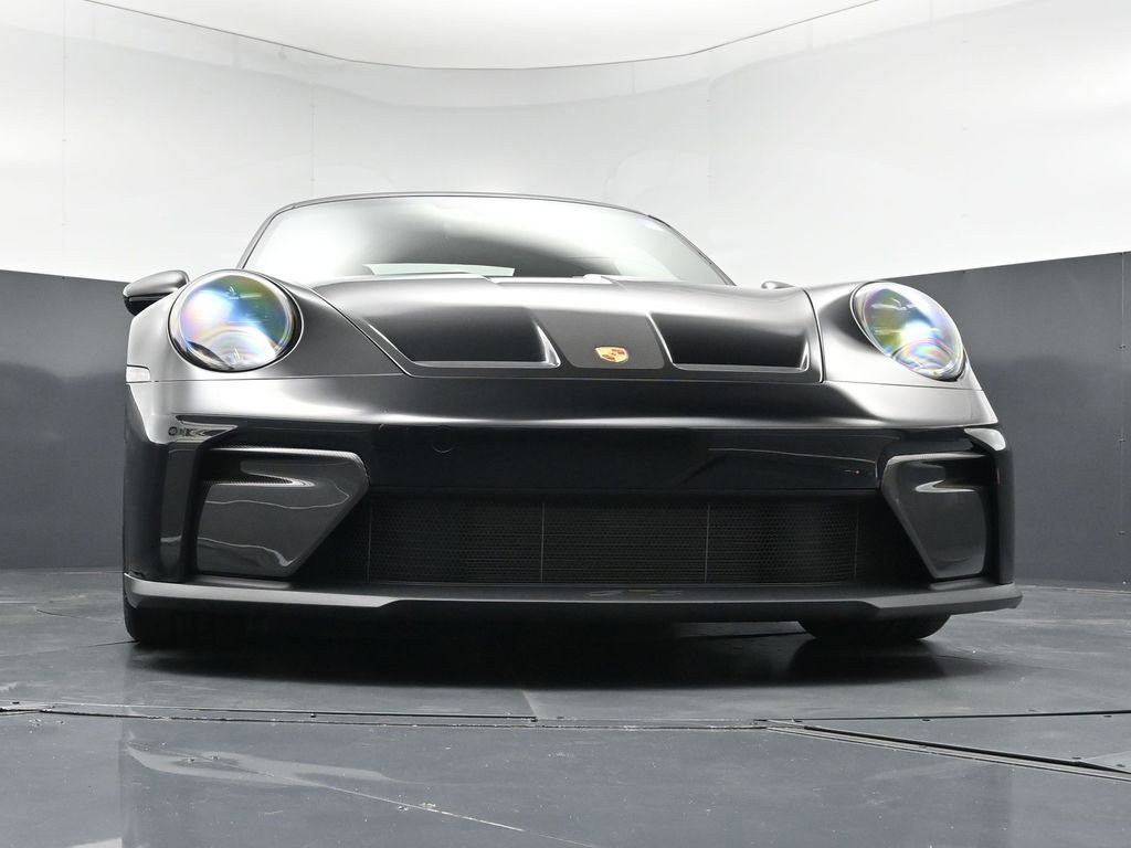 Certified 2025 Porsche 911 GT3 RWD image 27