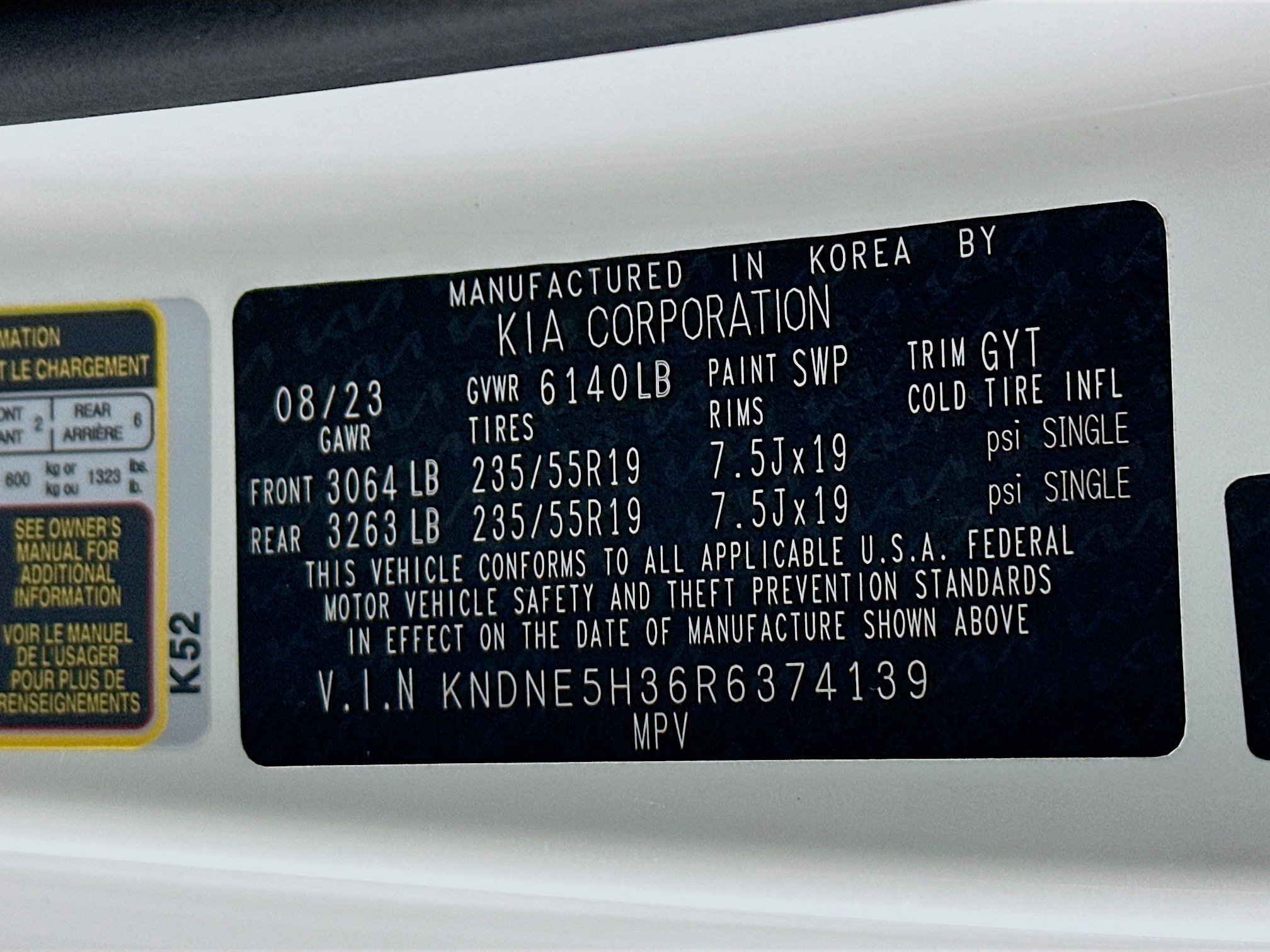 Used 2024 Kia Carnival SX FWD image 12