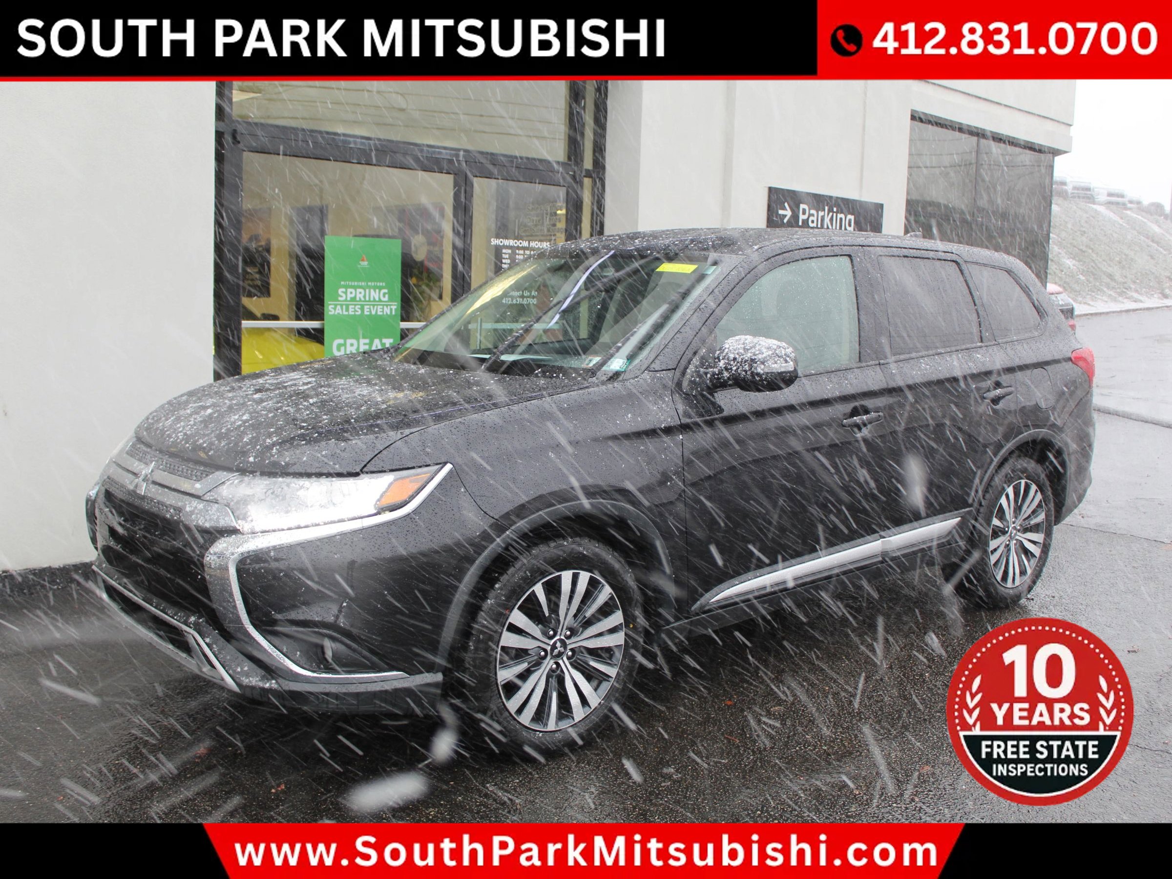 Used 2019 Mitsubishi Outlander SE image 2