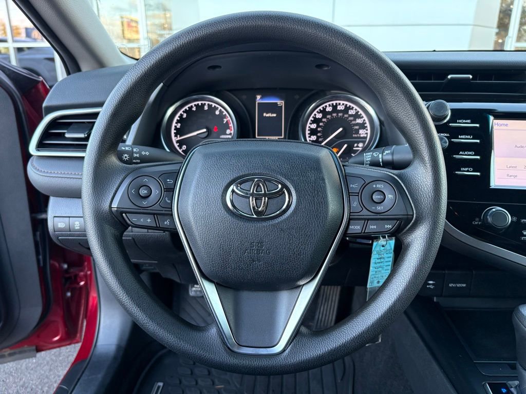 Used 2018 Toyota Camry L image 19