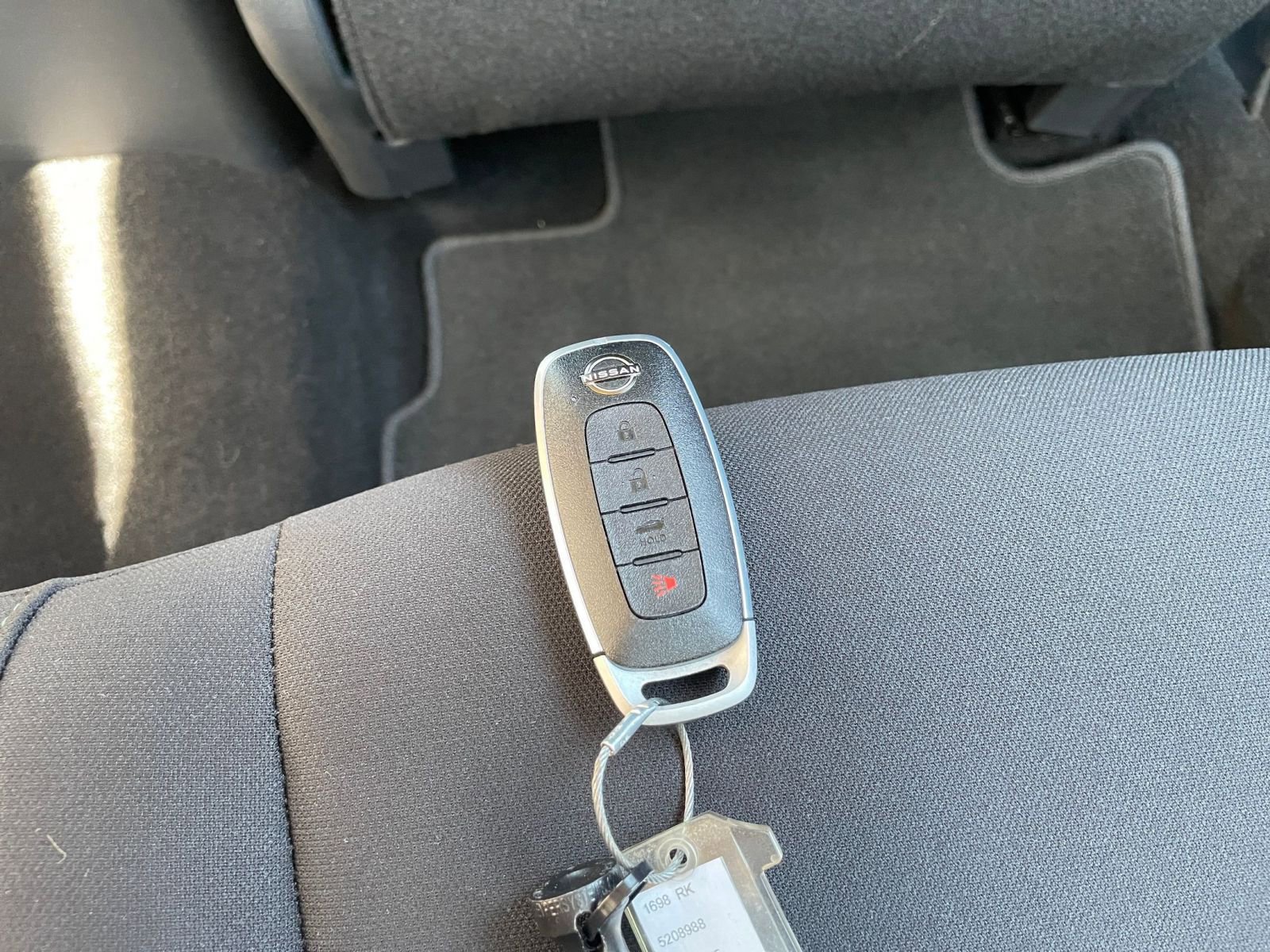 Used 2025 Nissan Sentra SV image 21