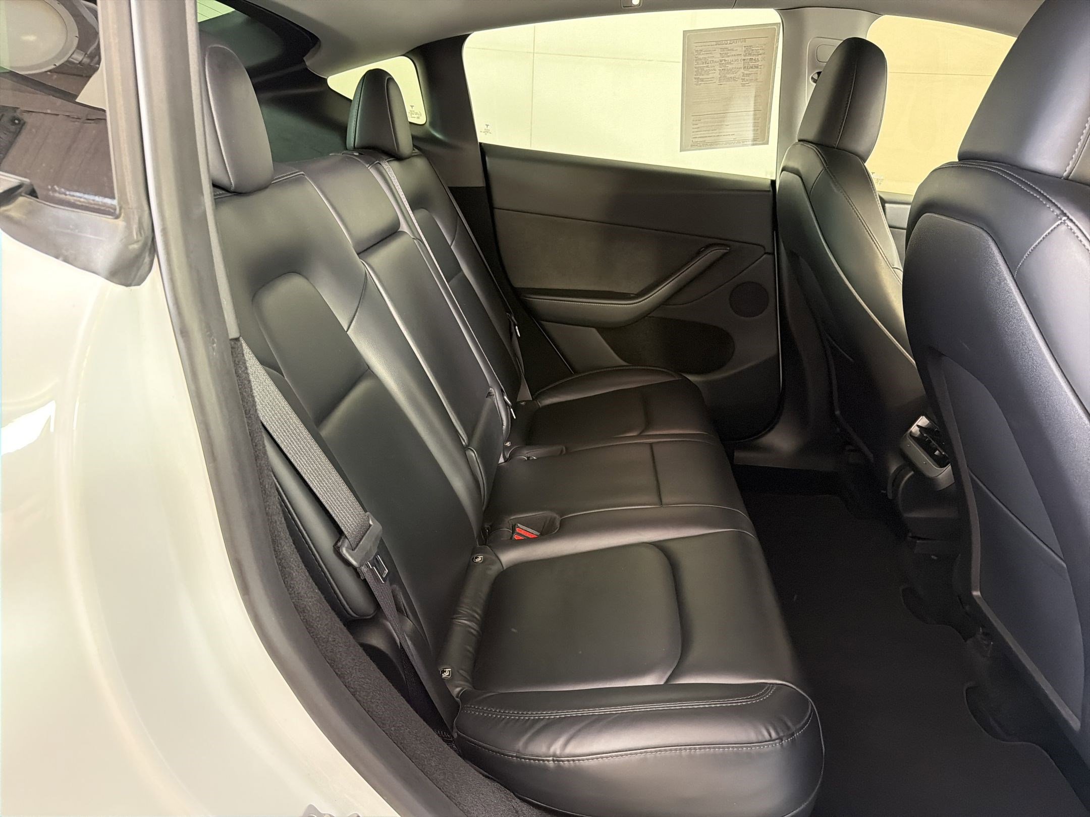 Used 2024 Tesla Model Y Long Range image 30