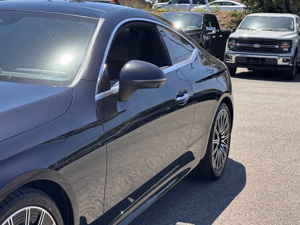 Used 2025 Mercedes-Benz CLE 300 4MATIC Coupe image 9