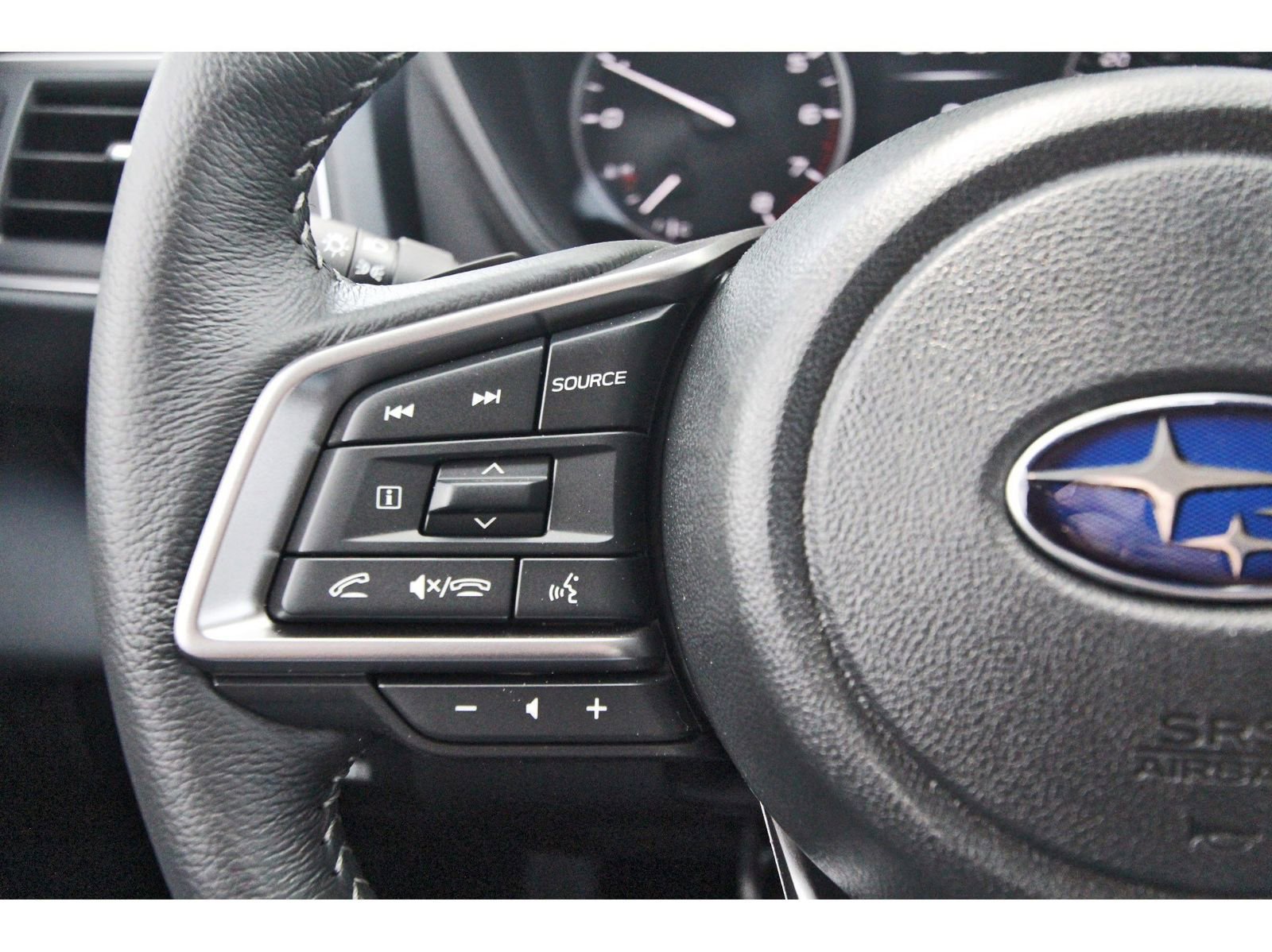 New 2026 Subaru Ascent Limited image 13