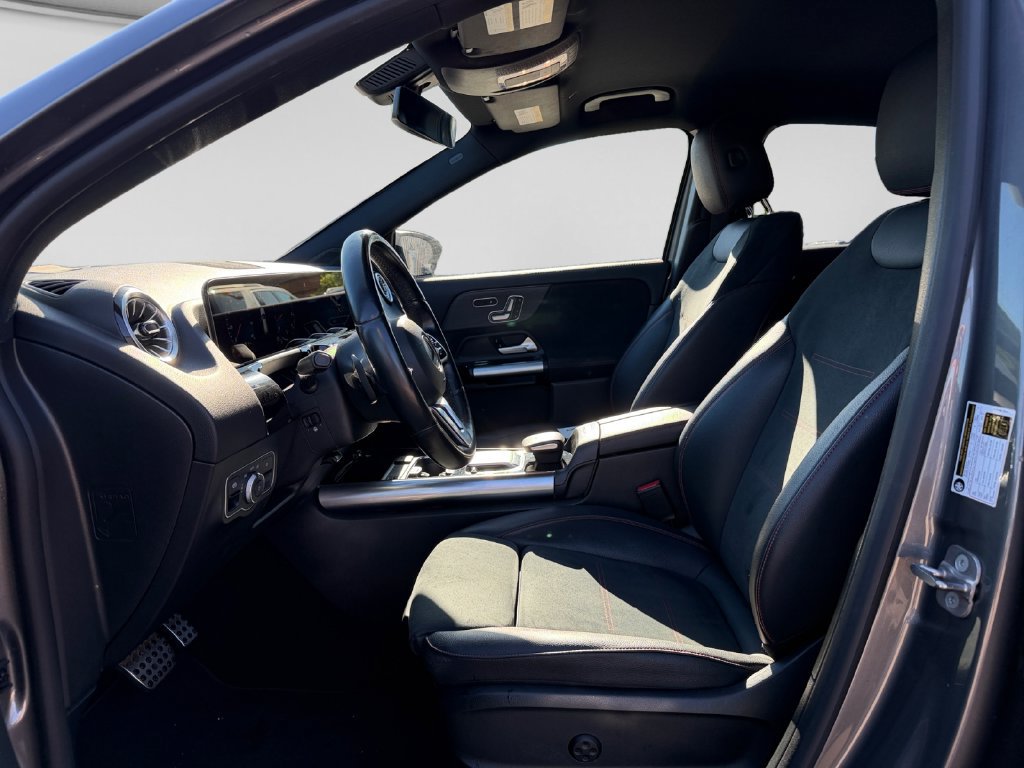 Used 2023 Mercedes-Benz GLA 250 4MATIC image 13