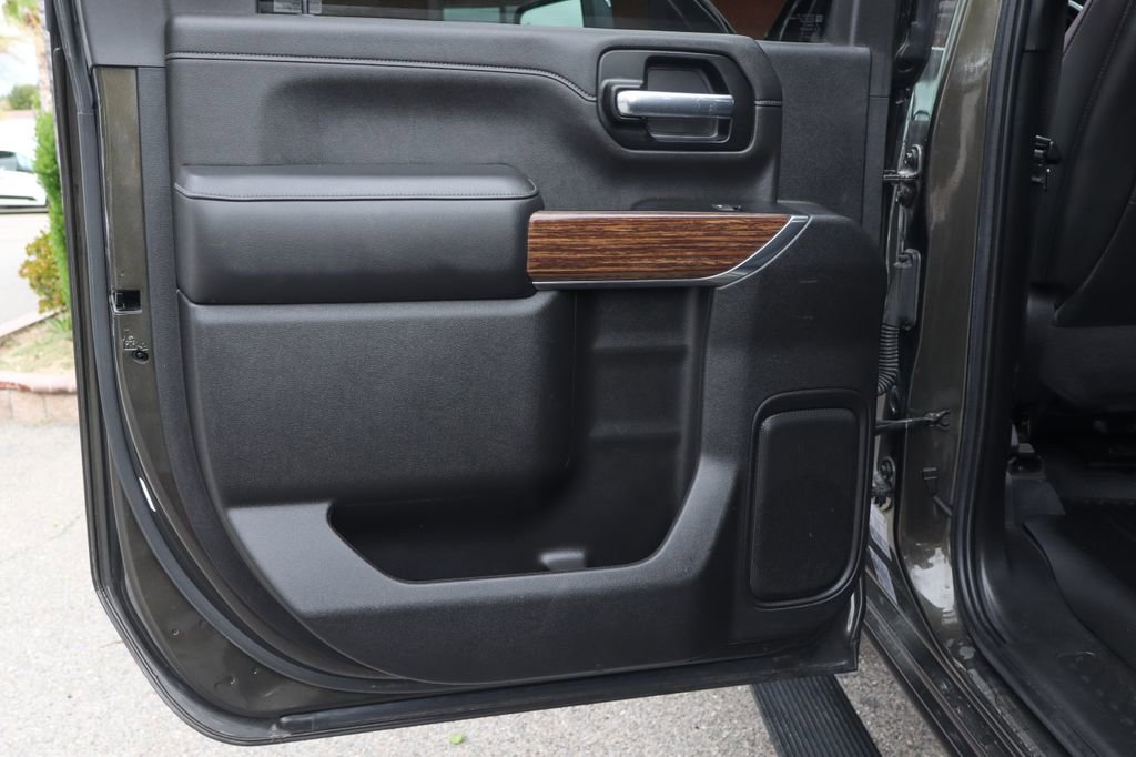 Used 2022 Chevrolet Silverado 3500 High Country w/ Safety Package II AWD/4WD image 47