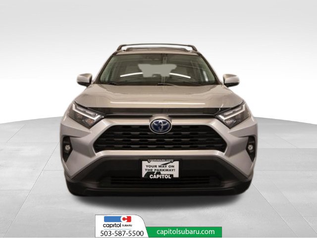 Used 2022 Toyota RAV4 XLE Premium AWD/4WD image 7