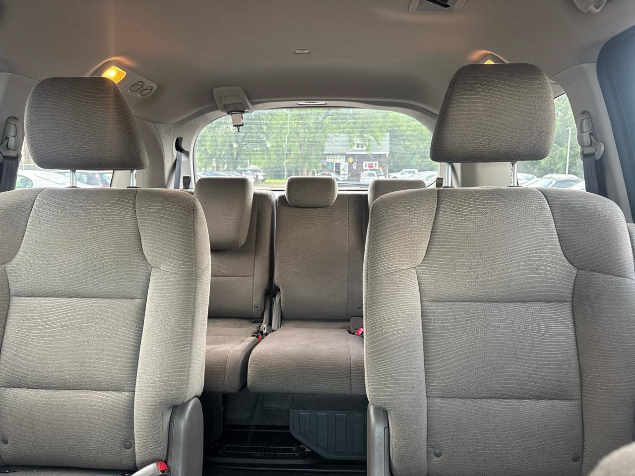 Used 2011 Honda Odyssey EX image 12
