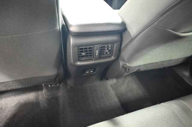 Used 2024 Toyota RAV4 XLE AWD/4WD image 27