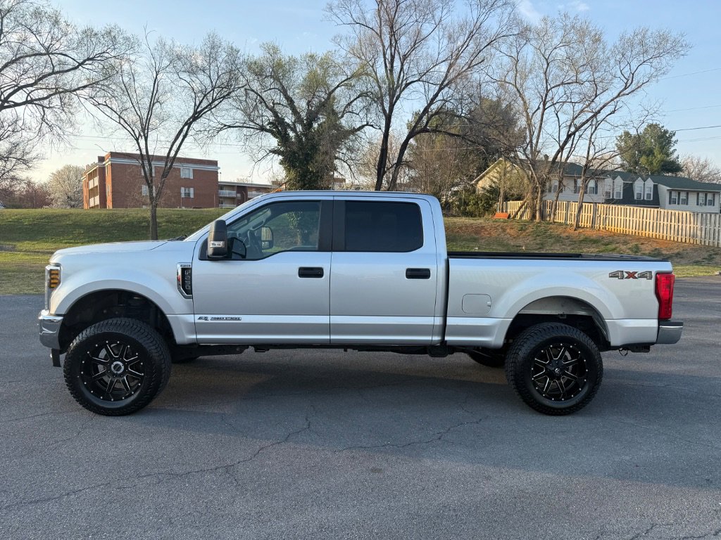 Used 2019 Ford F250 XL w/ STX Appearance Package image 8