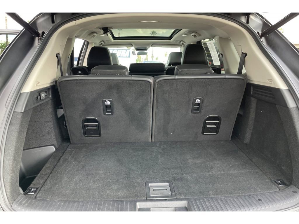 Certified 2025 Acura MDX FWD w/ Technology Package image 16