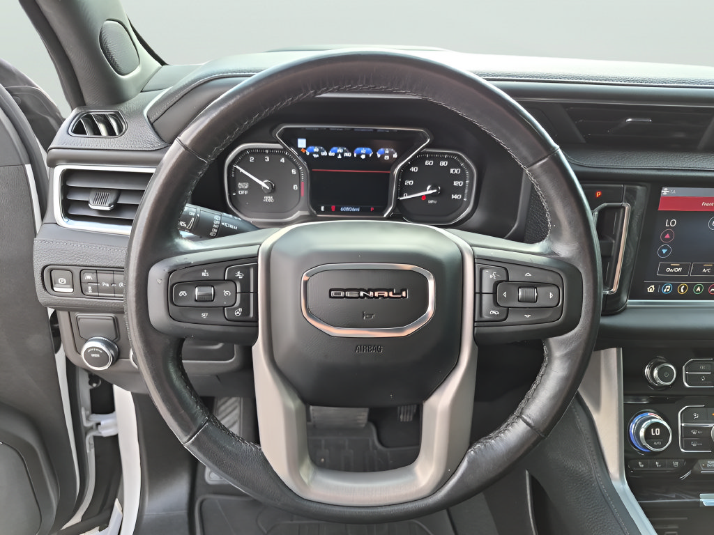 Used 2021 GMC Yukon Denali w/ Denali Premium Package RWD image 20