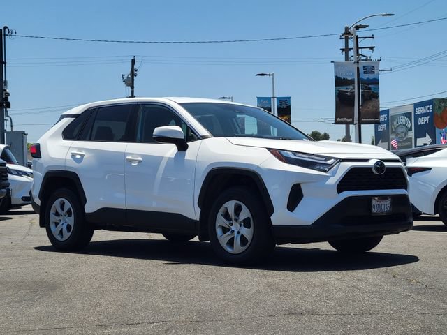 Used 2023 Toyota RAV4 LE FWD image 31
