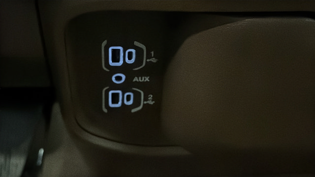 Used 2022 RAM 3500 Laramie AWD/4WD image 33