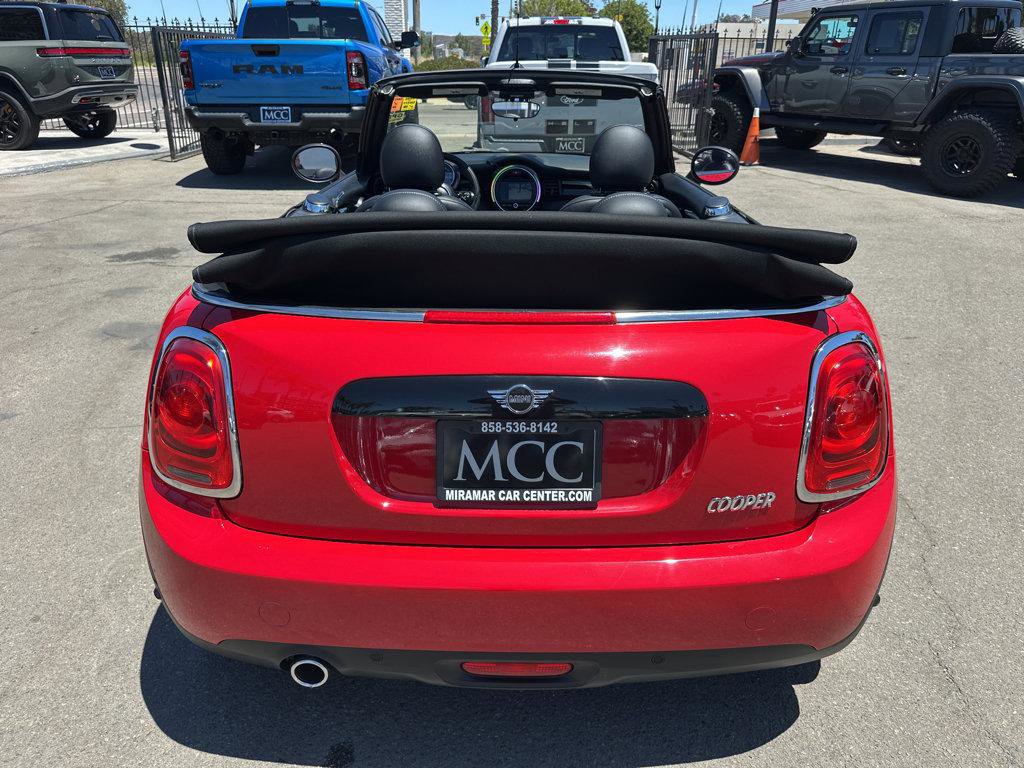 Used 2019 MINI Cooper Convertible image 12