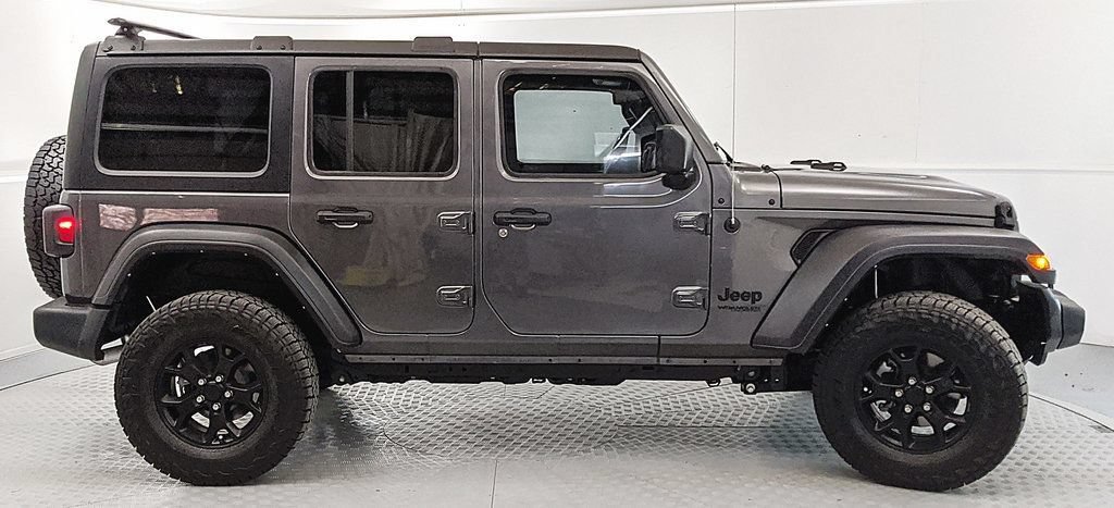 Used 2022 Jeep Wrangler Unlimited Sport AWD/4WD image 2